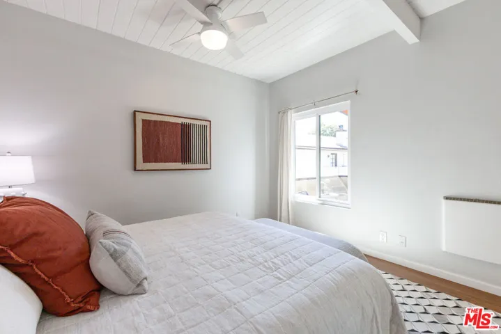 12014 Kling Street 18, Valley Village, California 91607