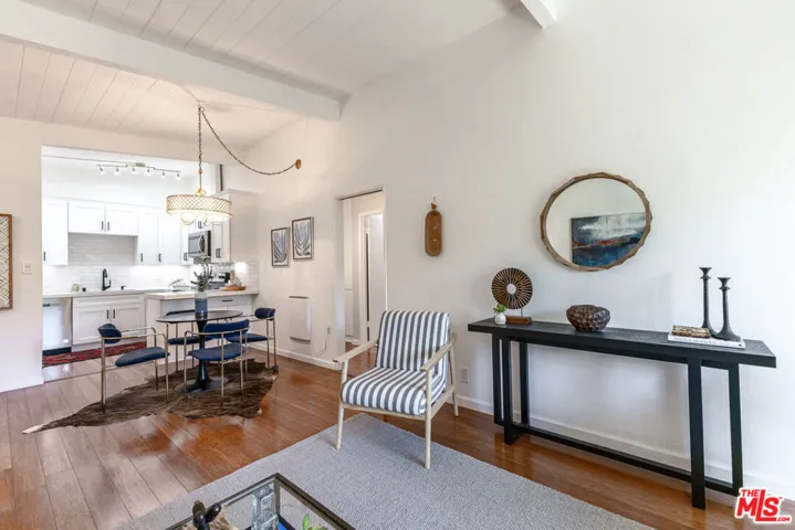 12014 Kling Street 18, Valley Village, California 91607