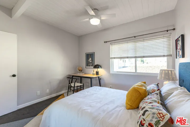 12014 Kling Street 18, Valley Village, California 91607