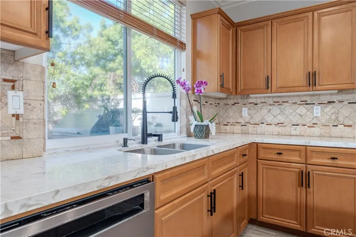 18571 Amalia, Huntington Beach, California 92648