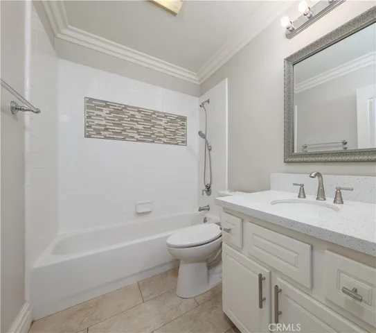 18571 Amalia, Huntington Beach, California 92648