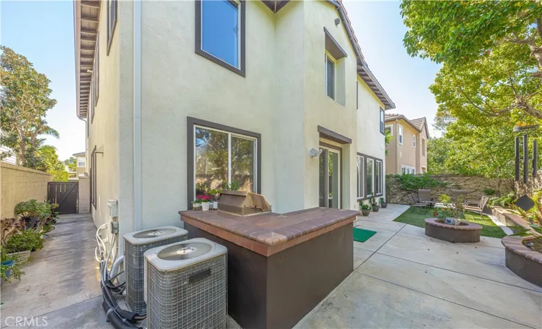 18571 Amalia, Huntington Beach, California 92648