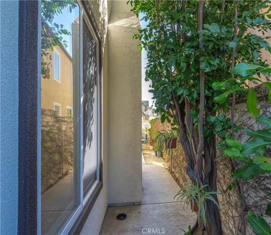 18571 Amalia, Huntington Beach, California 92648