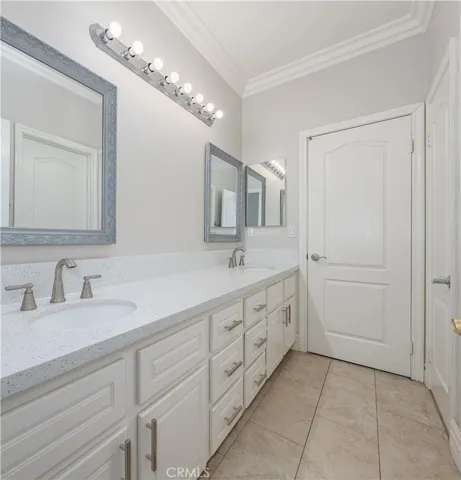 18571 Amalia, Huntington Beach, California 92648