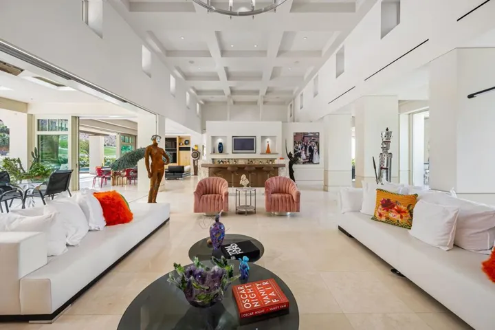 18-web-or-mls-TP_TalkingRock_0425_OPMG_0