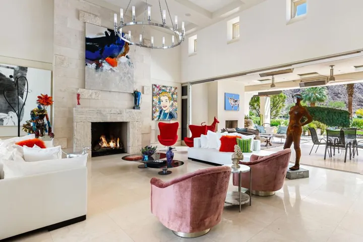 15-web-or-mls-TP_TalkingRock_0425_OPMG_0