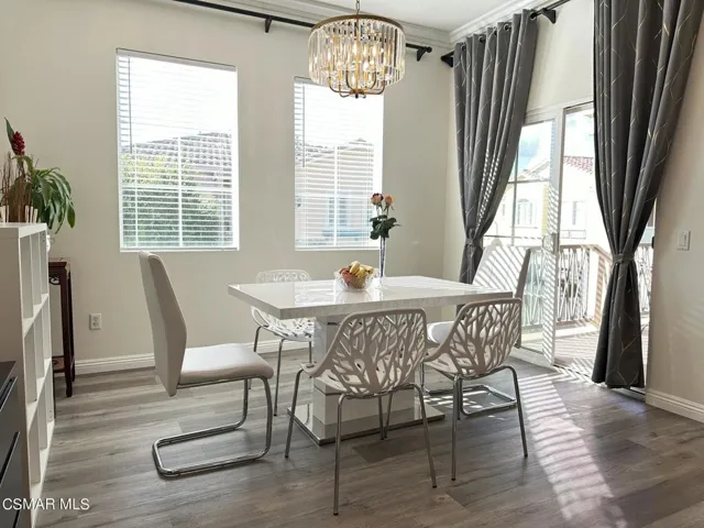 07-dining room
