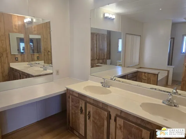Ensuite Master Bath