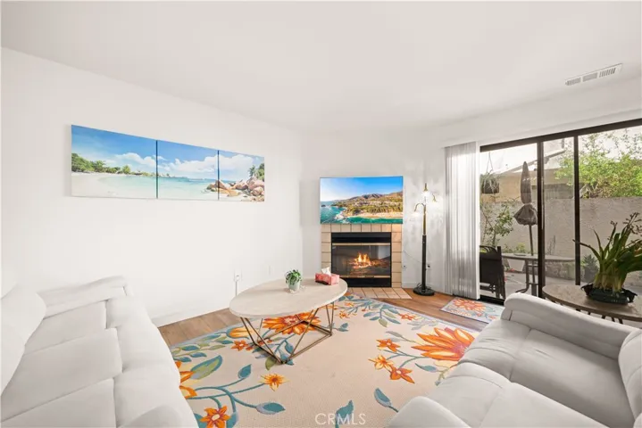 4021 182nd #h, Torrance, California 90504
