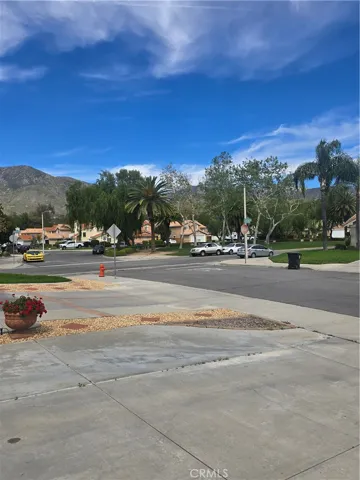 7838 Lavender Court, Highland, California 92346
