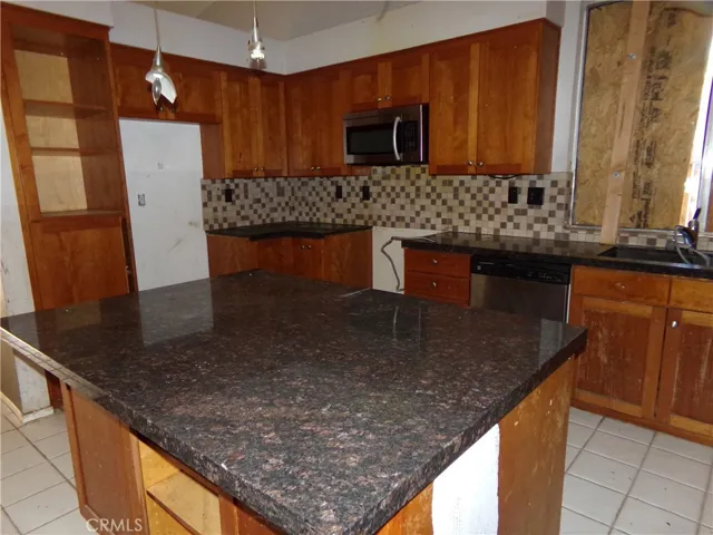 9651 Cholla, Desert Hot Springs, California 92240