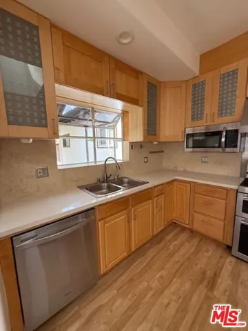 4351 Allott Avenue, Sherman Oaks, California 91423