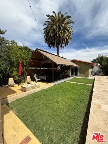 4351 Allott Avenue, Sherman Oaks, California 91423
