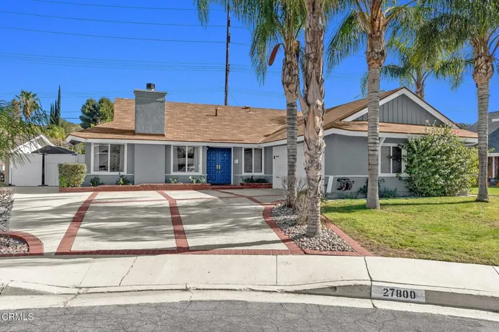 1-web-or-mls-PropertyGraphy.com (1)