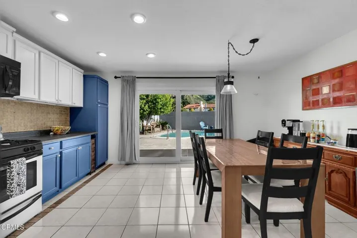 12-web-or-mls-PropertyGraphy.com (12)