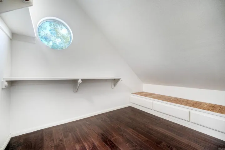 Bedroom 3 Walk-in Closet