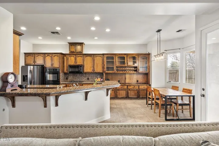 26-Illuminate Photography - 9905 Lightne