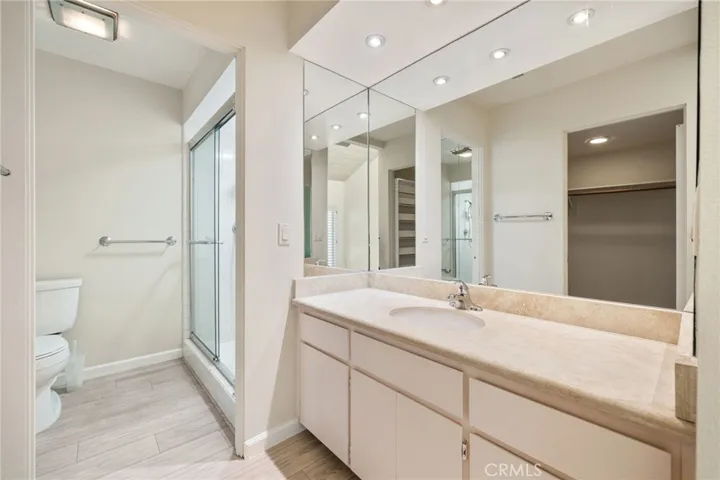 Primary bath.