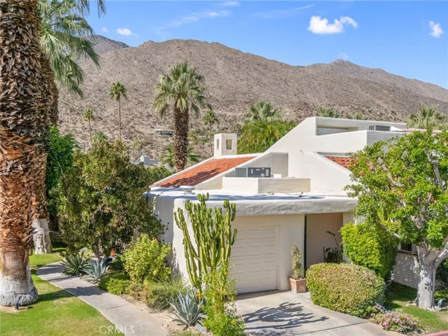255 E Avenida Granada 211, Palm Springs, California 92264