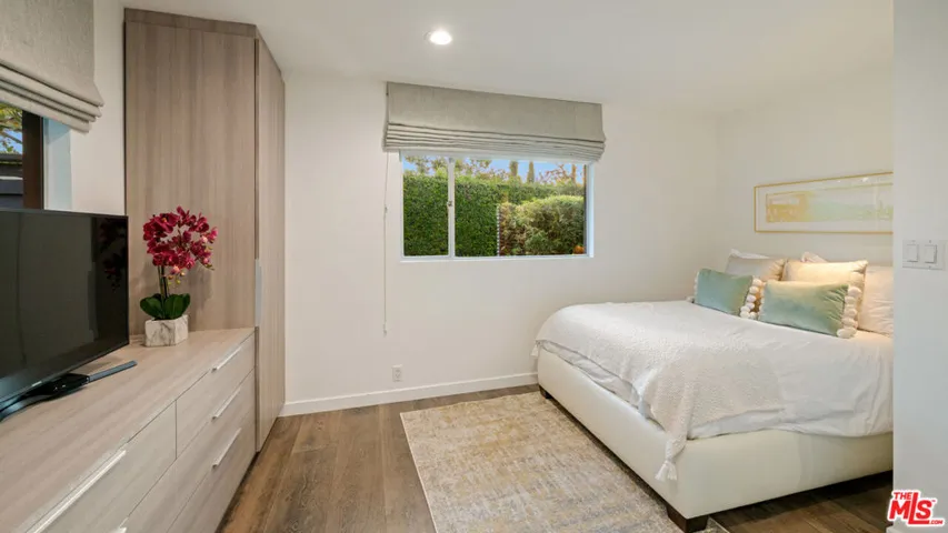 602 N Whittier Drive, Beverly Hills, California 90210