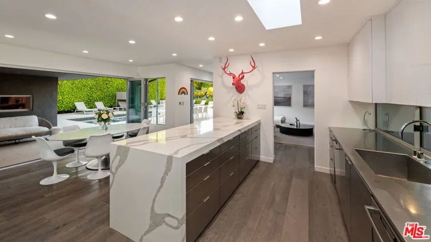 602 N Whittier Drive, Beverly Hills, California 90210