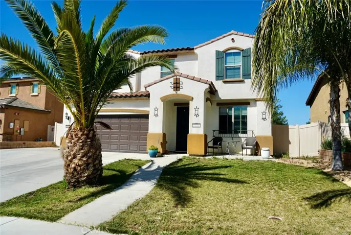 front of the house and front yard