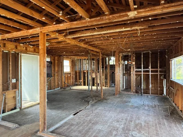 1046 Balboa Avenue, Pacific Grove, California 93950