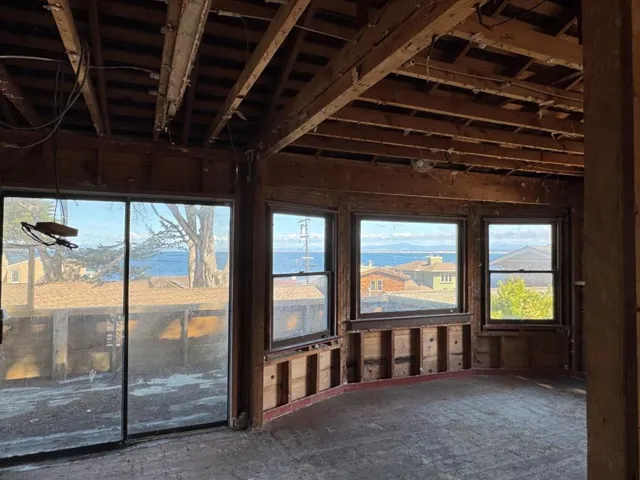 1046 Balboa Avenue, Pacific Grove, California 93950