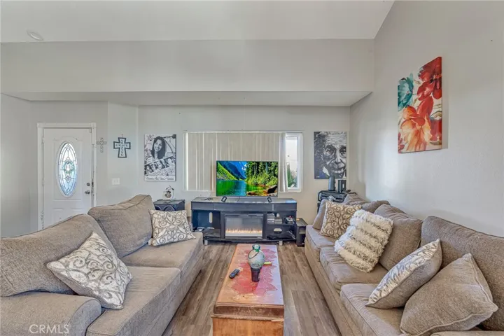 12269 Stonegate Cir, Victorville, California 92392