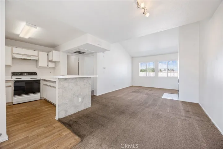 15000 Downey Avenue 355, Paramount, California 90723