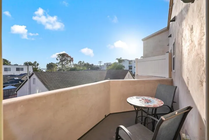 1315 Primary Bed Balcony
