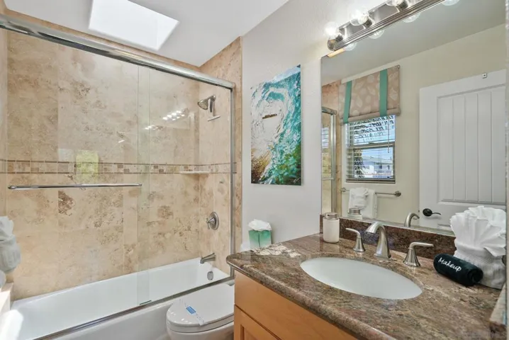 1311 Guest Bath