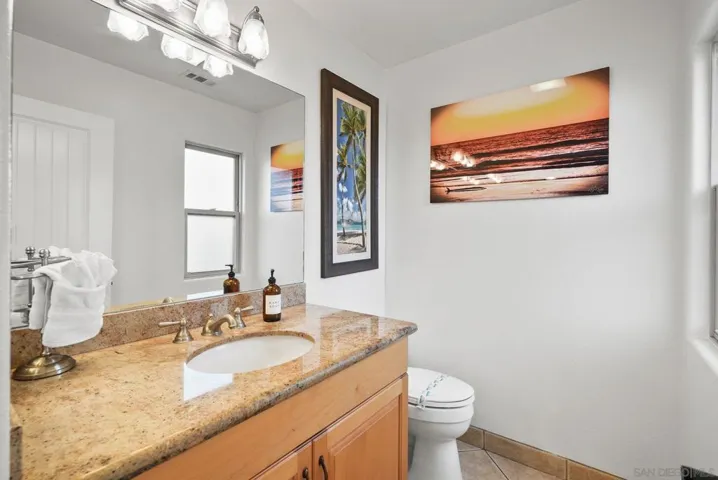 1315 Half Bath