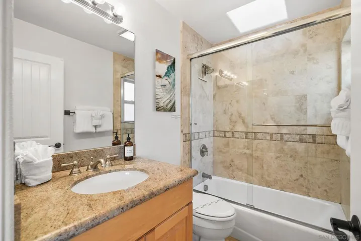 1315 Guest Bath