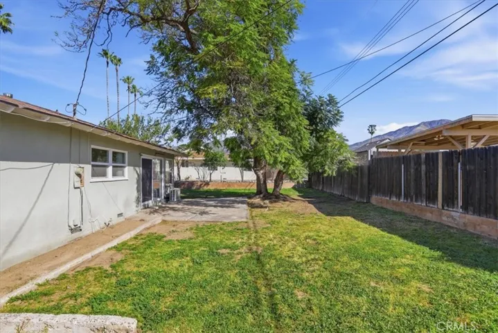 7471 Dunkirk, Highland, California 92346