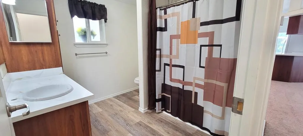 GUEST BATH