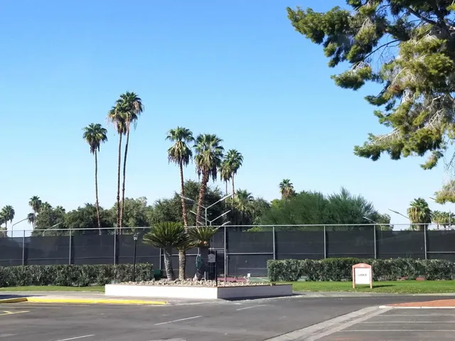 TENNIS/PICKLEBALL