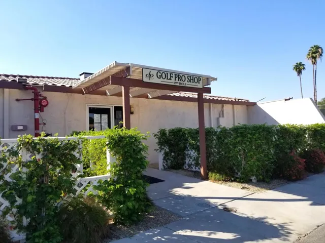 PRO SHOP