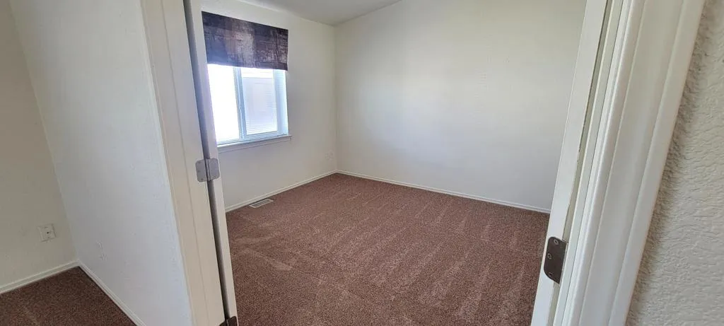 DEN/OFFICE/BEDROOM