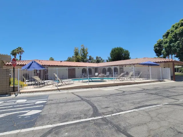 2 OF 2 SATELLITE POOLS/SPAS