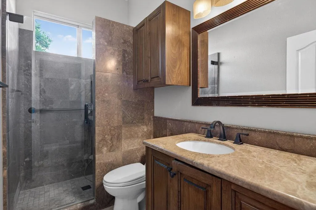 260312_43784_royal_saint_george_drive_in