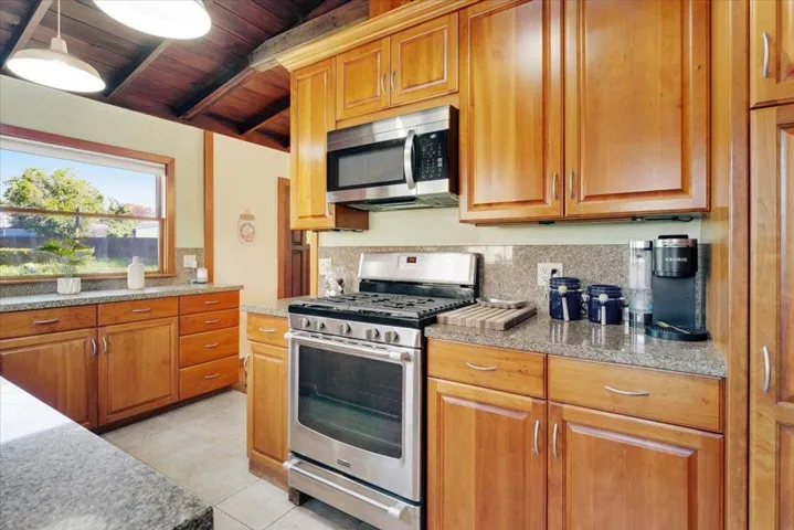 501 Pine Street, Aptos, California 95003
