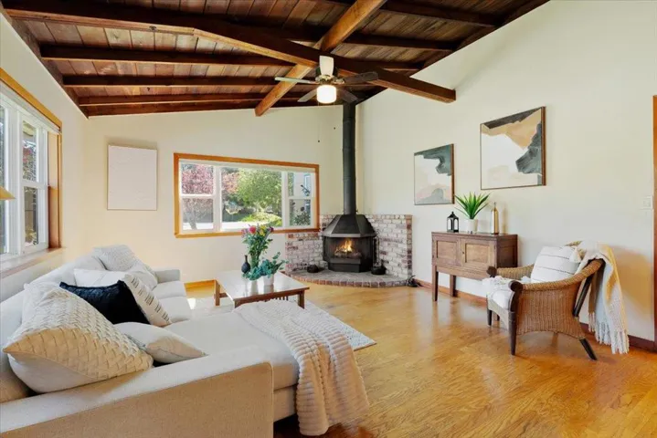 501 Pine Street, Aptos, California 95003