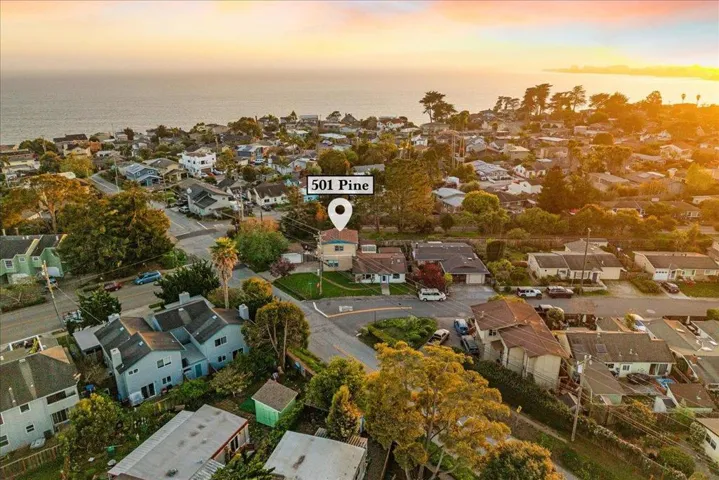 501 Pine Street, Aptos, California 95003
