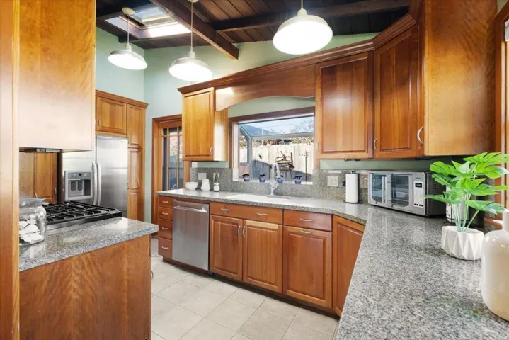 501 Pine Street, Aptos, California 95003