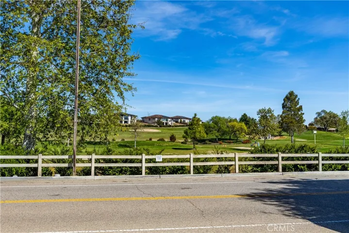 River Oaks Golf Course Views!