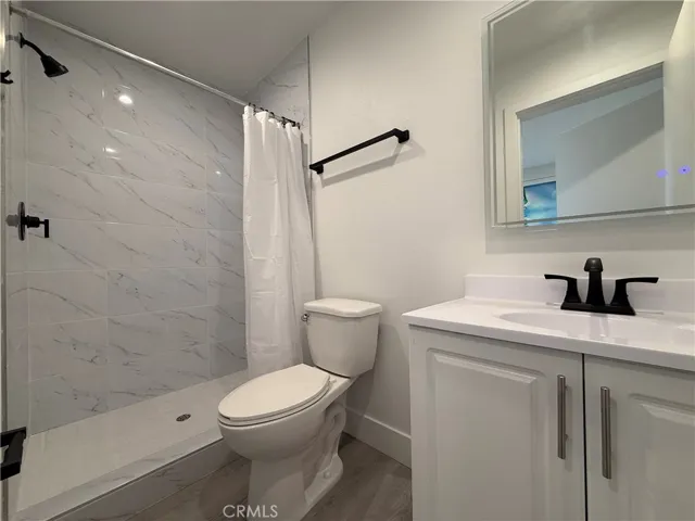 1596 W 36th, Los Angeles, California 90018
