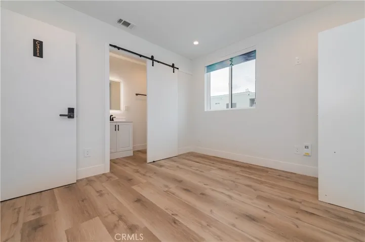 1596 W 36th, Los Angeles, California 90018