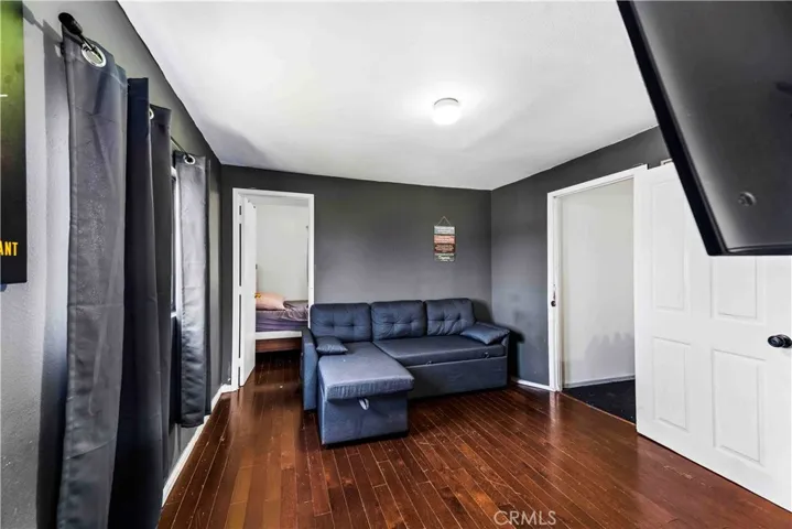 736 W 41st Place, Los Angeles, California 90037