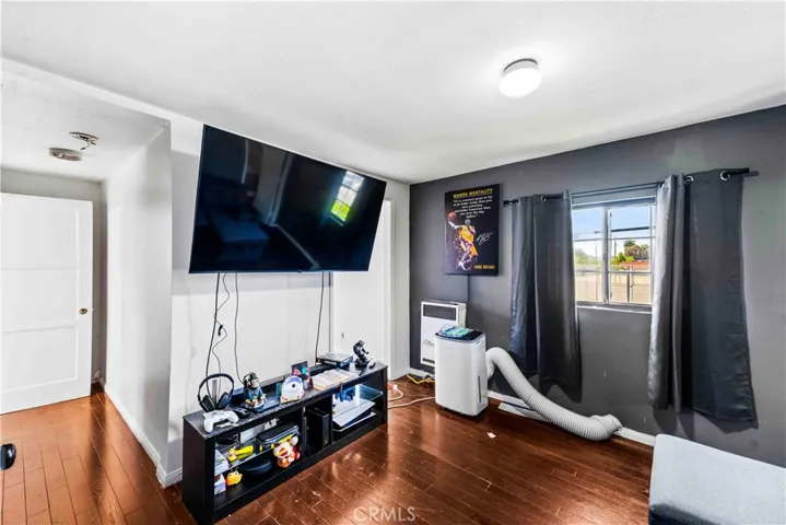 736 W 41st Place, Los Angeles, California 90037